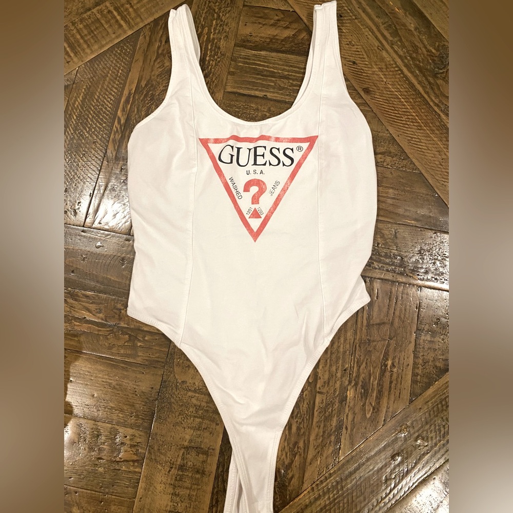 Guess bodysuit
